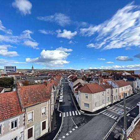 Au Bonheur Des Damiettes Apartment Montlucon Ngoại thất bức ảnh